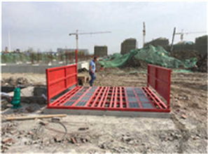 貴陽(yáng)環(huán)保工程引入專(zhuān)用洗車(chē)機(jī)自動(dòng)裝置，助力凈化城市環(huán)境